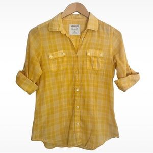 American Eagle Size 4 Yellow + White Striped Button Down